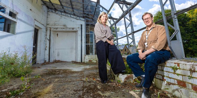 Saved botanic greenhouse finds new home 