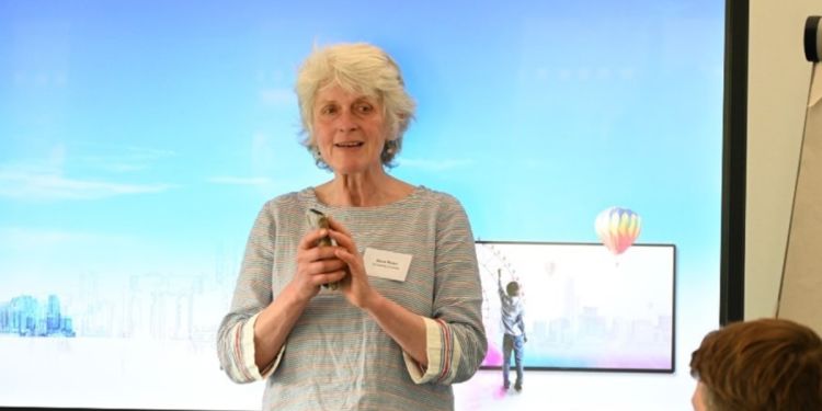 Dr gesa reiss presenting at the insect farm launch