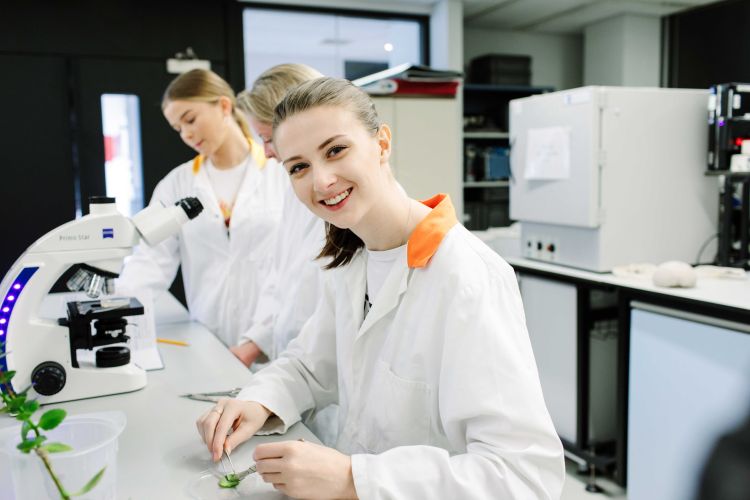 School of Biology visit days in the Faculty of Biological Sciences